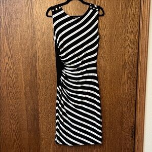 •WHITE HOUSE BLACK MARKET• dress